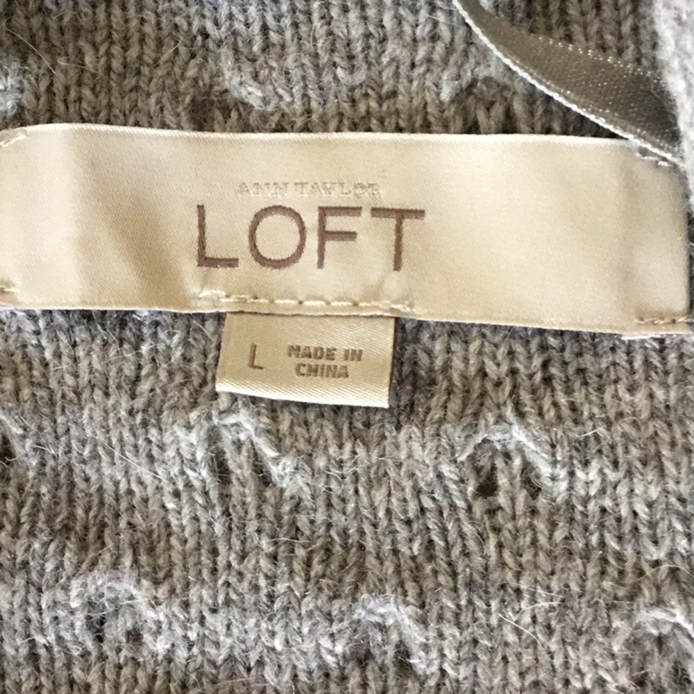 Loft Cardigan gray Sweater size L - Picture 5 of 7